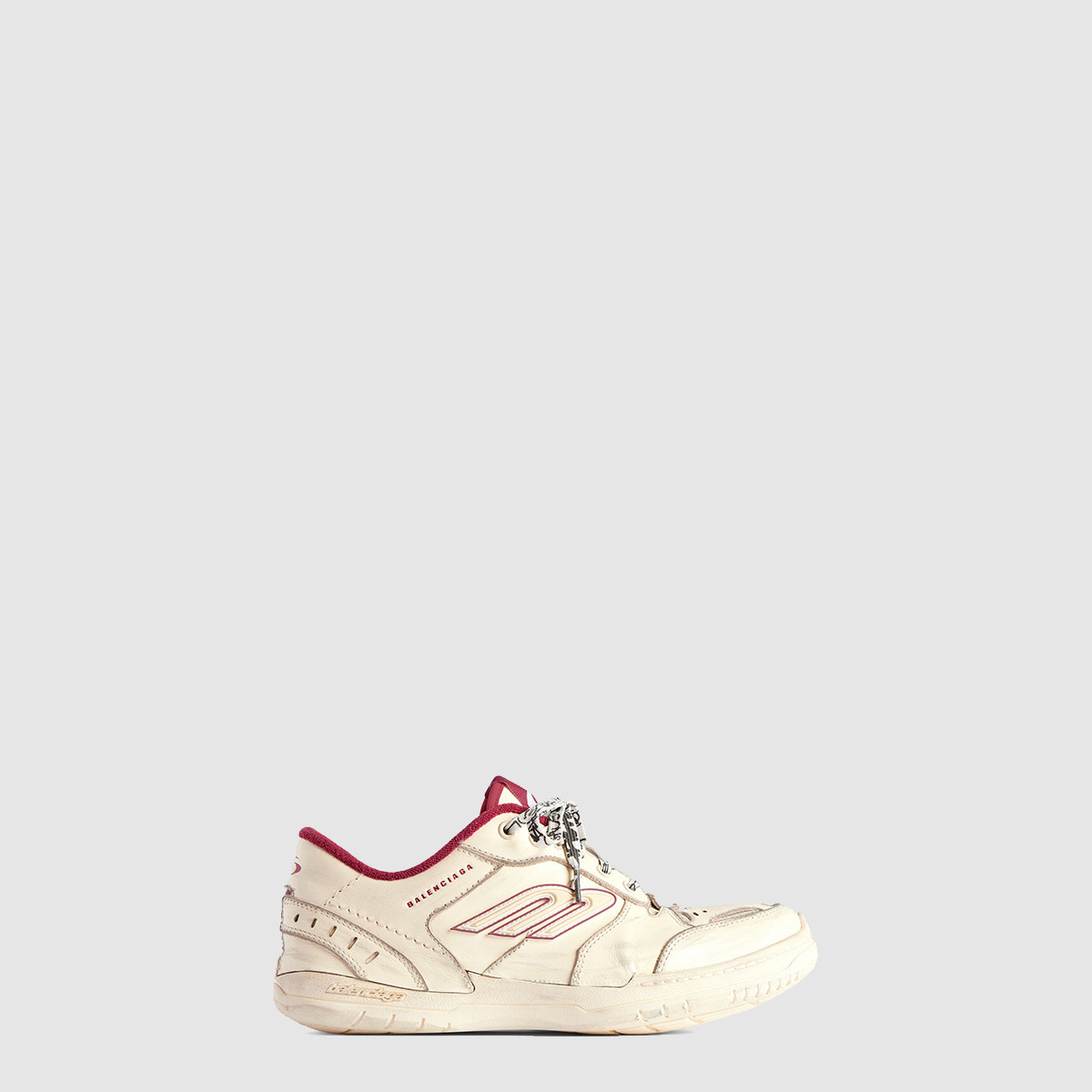 발렌시아가 햄튼스 미디엄 원-아웃 스니커즈 841765