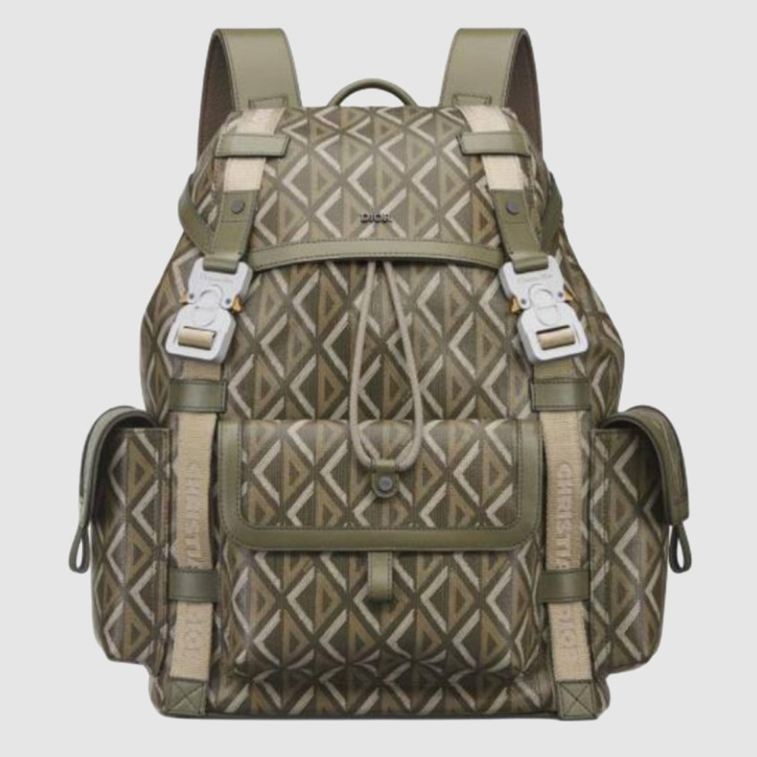 디올 히트 더 로드 플랩 백팩 1HTBA