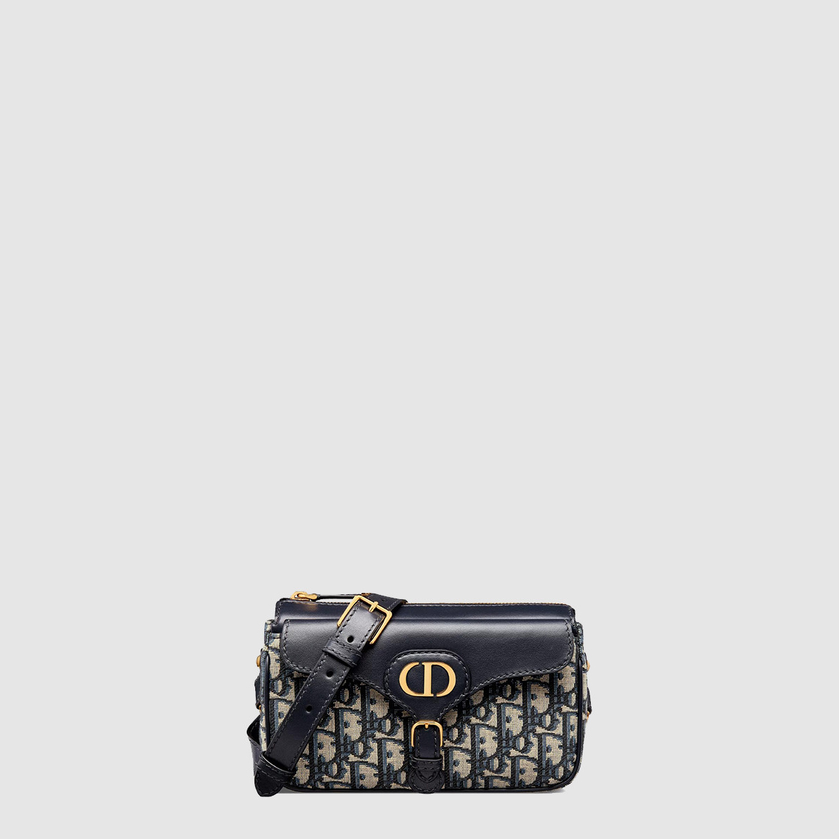 디올 30 Montaigne Pocket 스몰 백 M4600UTZQ