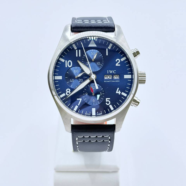 IWC 샤프하우젠 파일럿 워치 크로노그래프 WC16