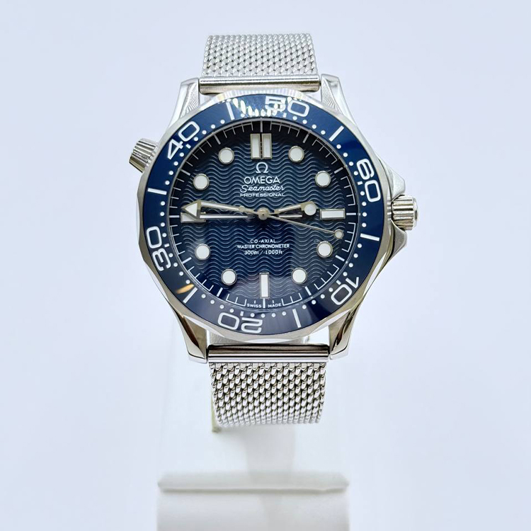 오메가 코액시얼 마스터 다이버300M 제임스본드 60주년 에디션 OW18