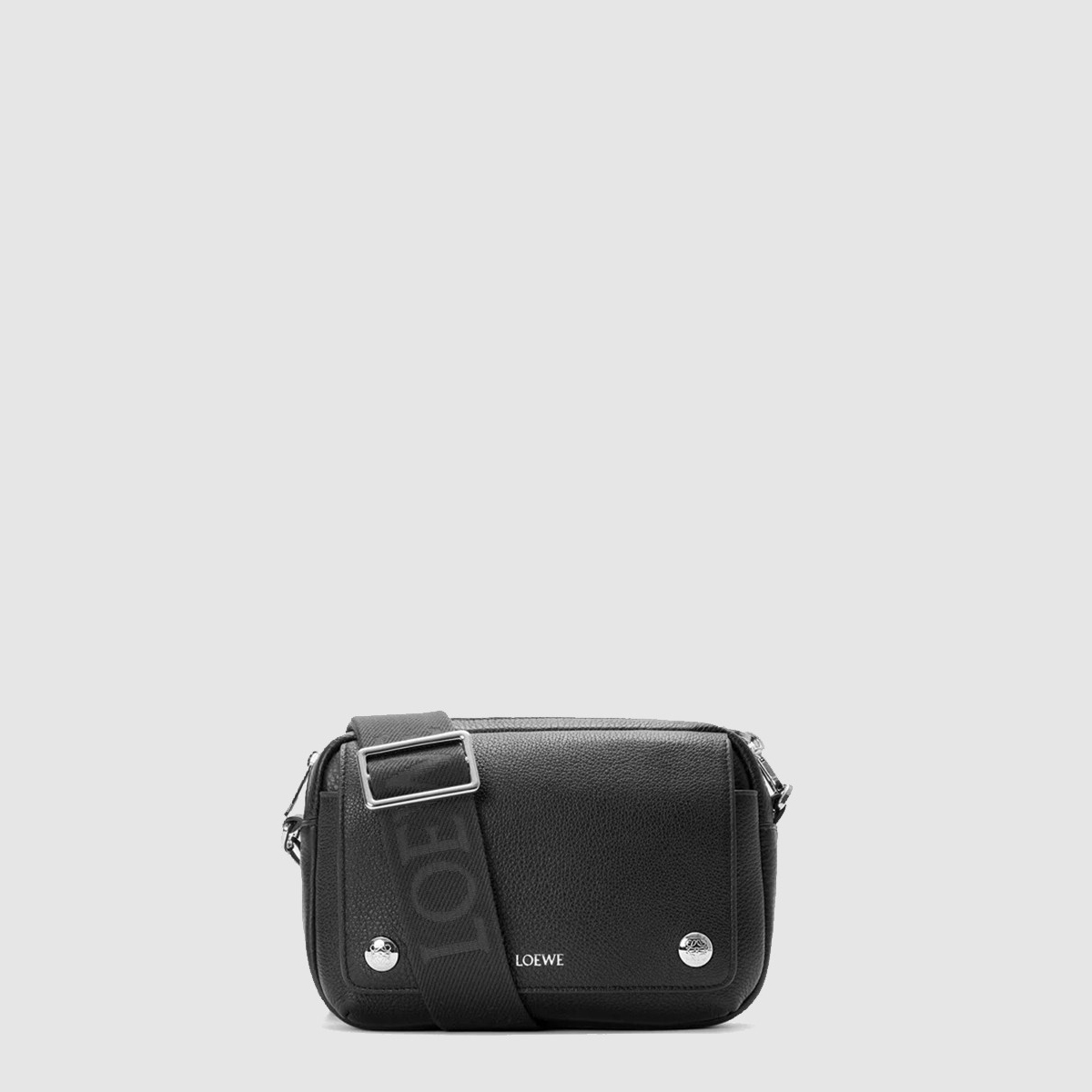 로에베 스몰 페블 메신저 백 BANBPCBX01