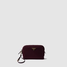 프라다 리나일론 파우치 1NS021