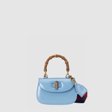 구찌 뱀부 스몰 탑 핸들백 675797