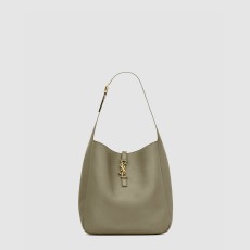 생로랑 그레인 가죽 소재의 LE 5 À 7 소프트 라지백 753837