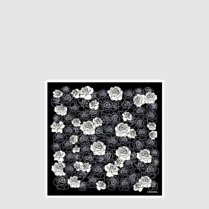 샤넬 스퀘어 스카프 AA9572