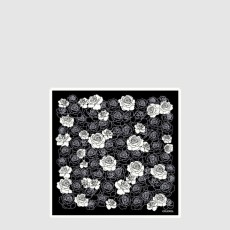 샤넬 스퀘어 스카프 AA9572