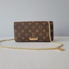 루이비통 월릿 온 체인 릴리