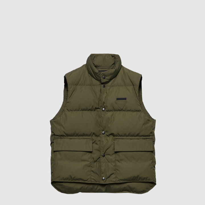 프라다 리나일론 나시