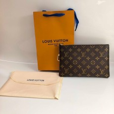 루이비통 키 파우치 M