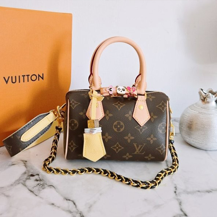 루이비통 스피디 18 반둘리에 모노그램