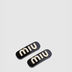 미우미우 머리핀 5IF072