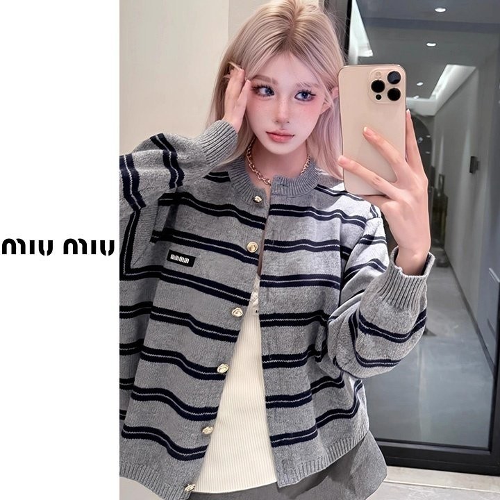 미우미우 그레이 스트라이프 가디건