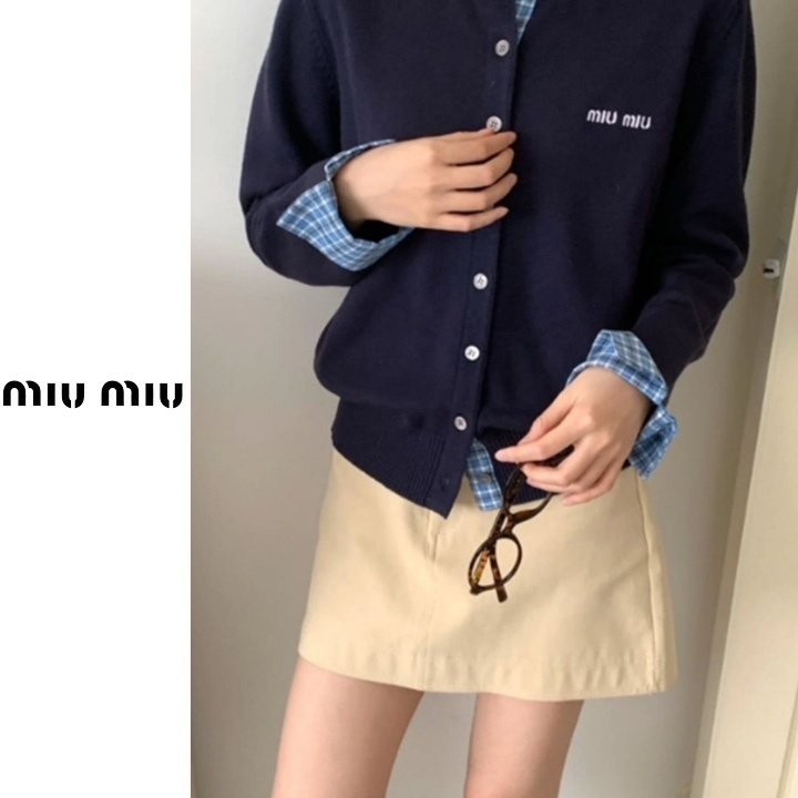 미우미우 체크레이어드 니트