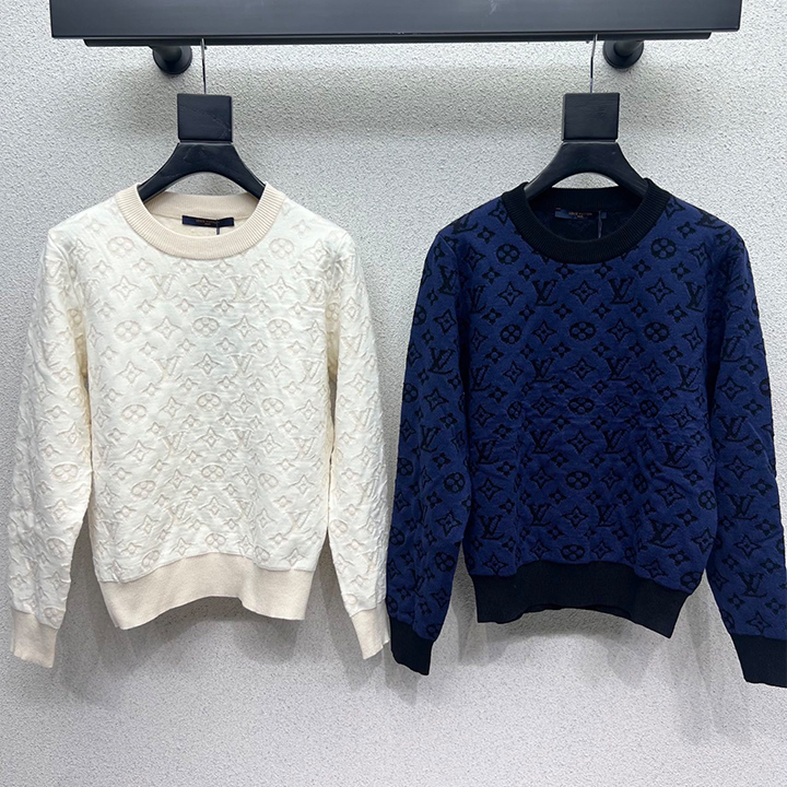 루이비통 클래식한 니트 울 탑 라운드넥 셔츠