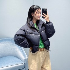 미우미우 25FW 신상품 초가을 숏 구스다운 재킷