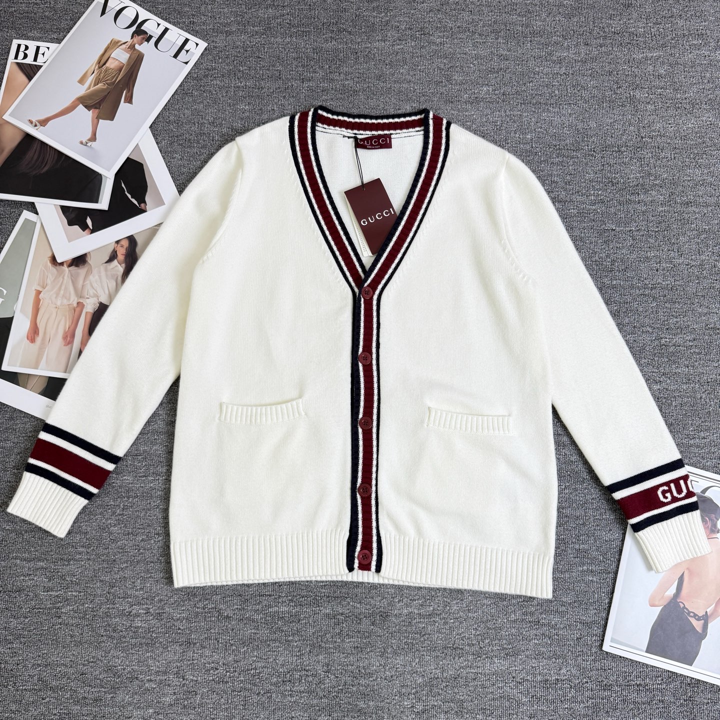 구찌 2025 가을/겨울 신상품 럭비 니트 카디건