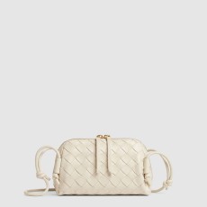 보테가베네타 인트레치아토 콘서트 파우치 794258