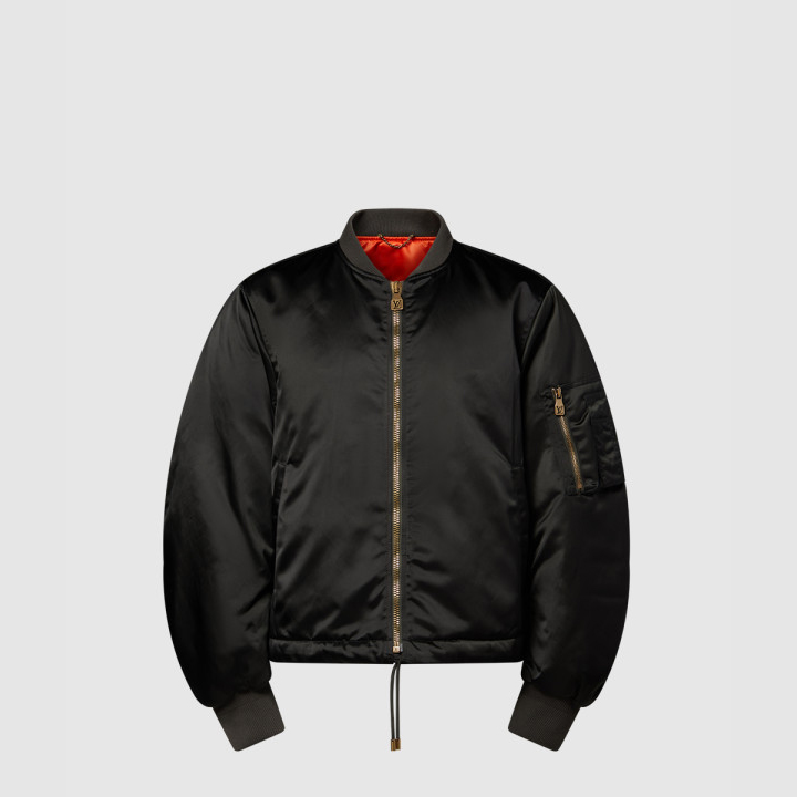 루이비통 크롭드 보머