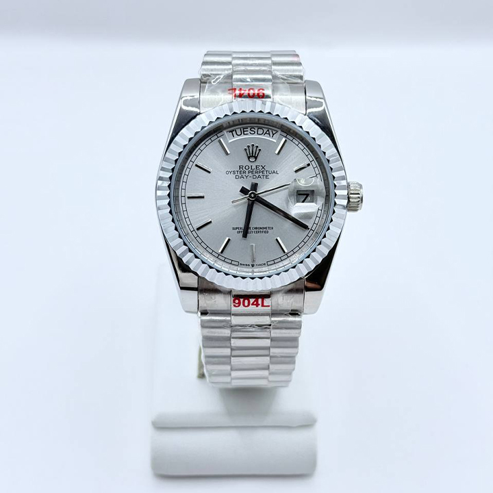로렉스 데이데이트 실버다이얼 RO137