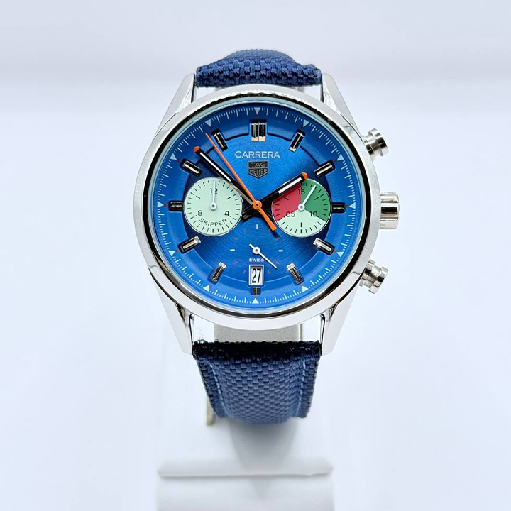 태그호이어 까레라 크로노그래프 스키퍼 TA13