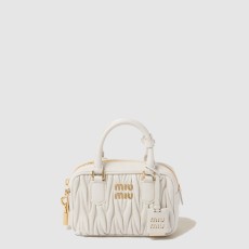 미우미우 아르카디 마테라쎄 나파 가죽 가방 5BB123