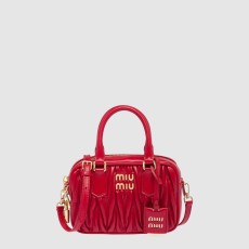 미우미우 아르카디 마테라쎄 나파 가죽 가방 5BB123