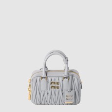 미우미우 나파 가죽 가방 5BB123