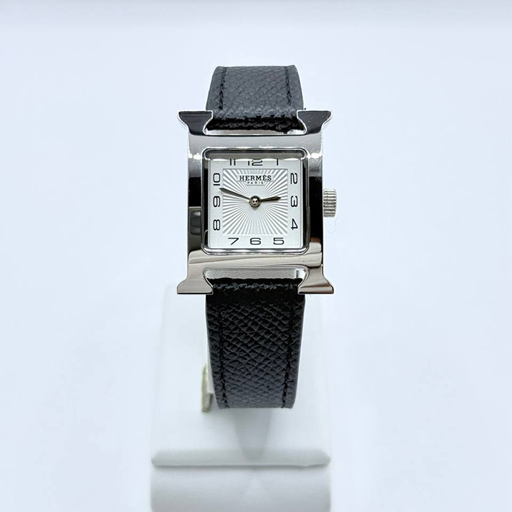 에르메스 H 워치, 스몰 모델 HOW05