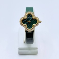 반클리프 앤 아펠 그린 CFA16