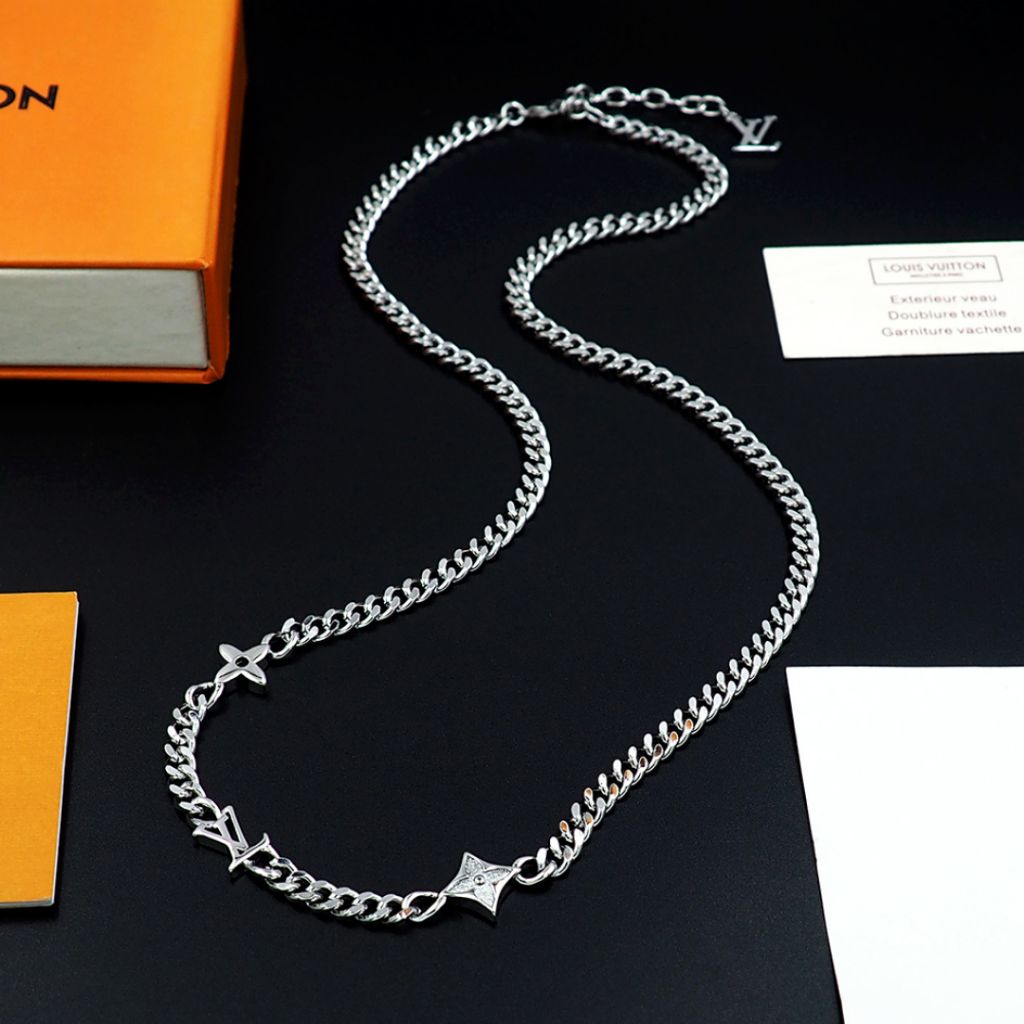 루이비통 모노그램 로우 목걸이