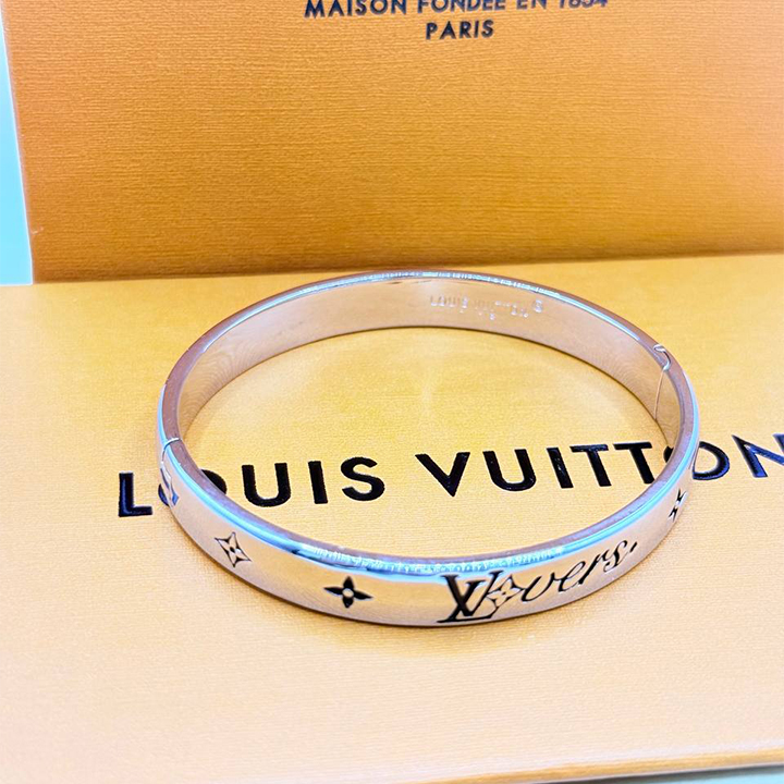 루이비통 LV 버스 팔찌 퍼렐 윌리엄스 팔찌
