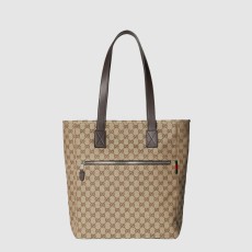 구찌 GG 캔버스 대형 토트백 ‎834456