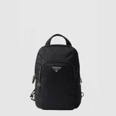 프라다 리나일론 및 사피아노 가죽 백팩 2VZ116