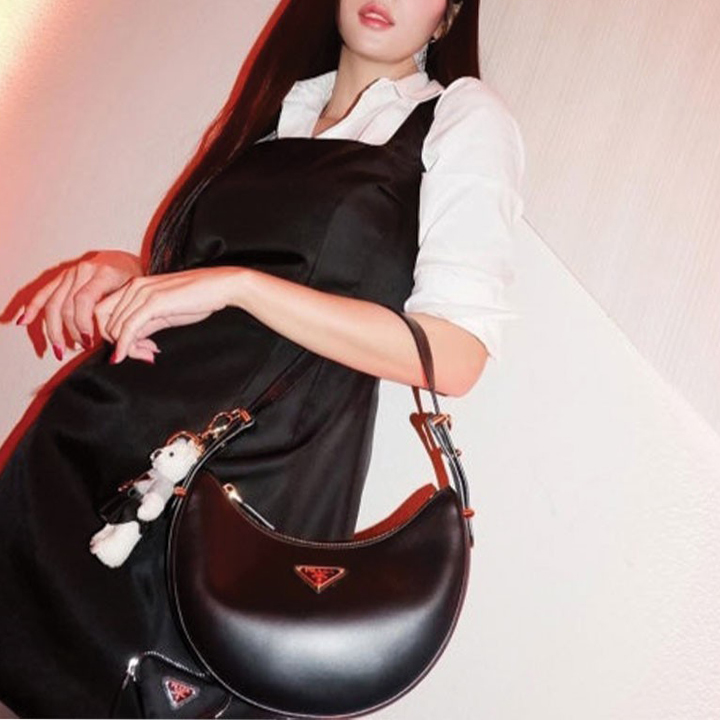 프라다 [PRADA] 수입프리미엄급 프라다 아르케 가죽 숄더백