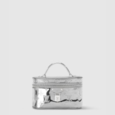 루이비통 베니티 체인 파우치 M26097