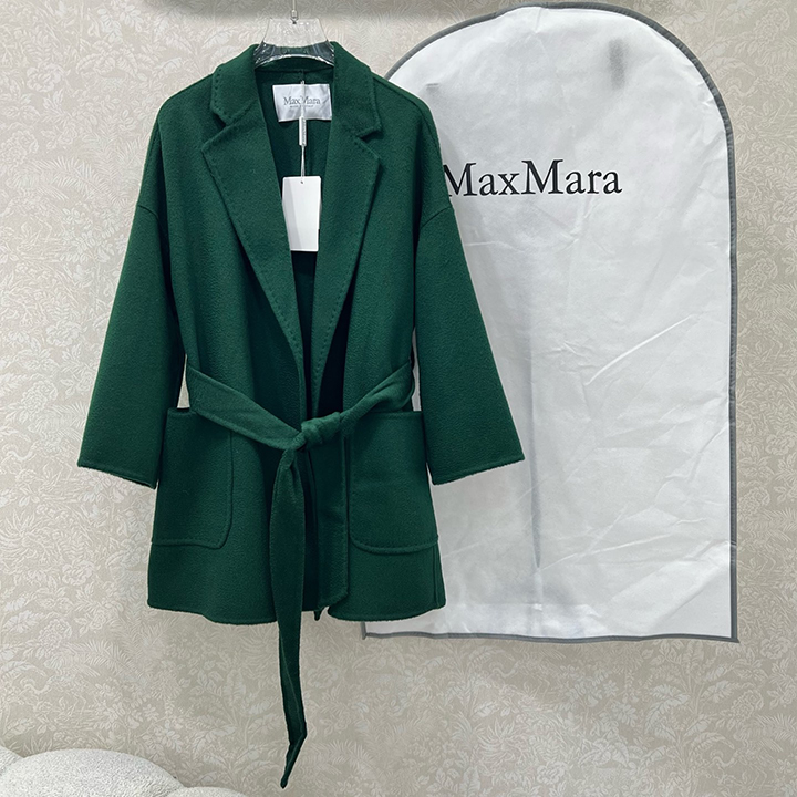 막스마라 숏 울 코트 로즈 로브 스타일