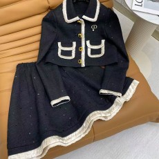 디올 프랑스 로맨스의 감성 자켓 스커트 세트