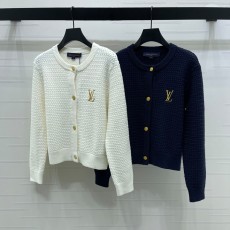 루이비통 2025 가을/겨울 최신 컬렉션 자수 크루넥 니트 가디건