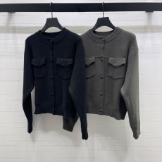 펜디 2026 가을/겨울 더블 포켓 크루넥 니트 가디건