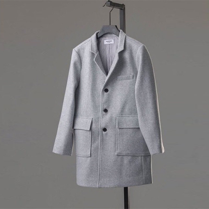 톰브라운 TB 매킨토시 미들 클래식 코트