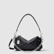 루이비통 사이드 트렁크 MM 이스트 웨스트 M26226