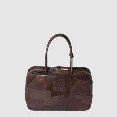 미우미우 가죽 패치워크 보백 5BB117