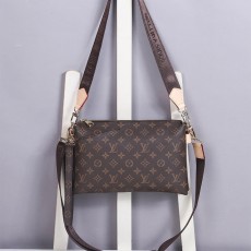 루이비통 포켓 사각 크로스