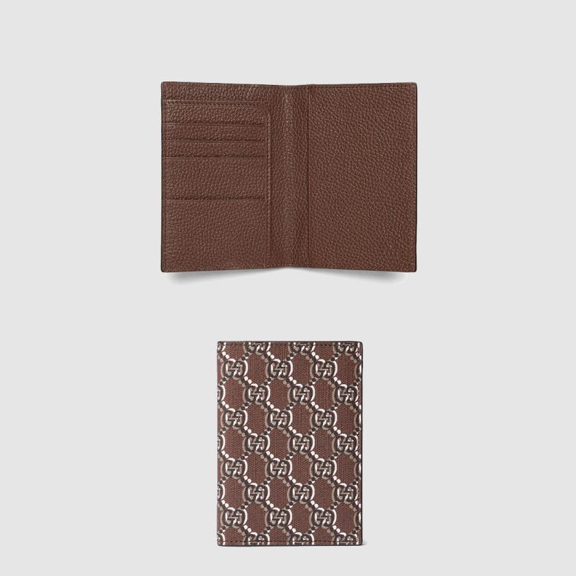 구찌 GG 섀도우 여권 지갑 802025