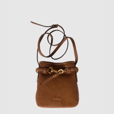 미우미우 나파 가죽 파우치 5NR461