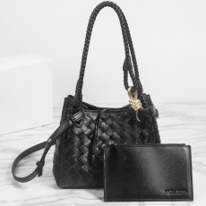 보테가베네타 안디아모 파라슈트