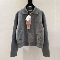 미우미우 칼라 지퍼 카디건 스웨터