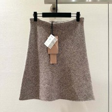 미우미우 플로럴 울 니트 미디 스커트