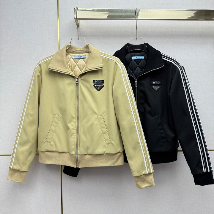 프라다 봄 겨울 신상품 숏 재킷 코트